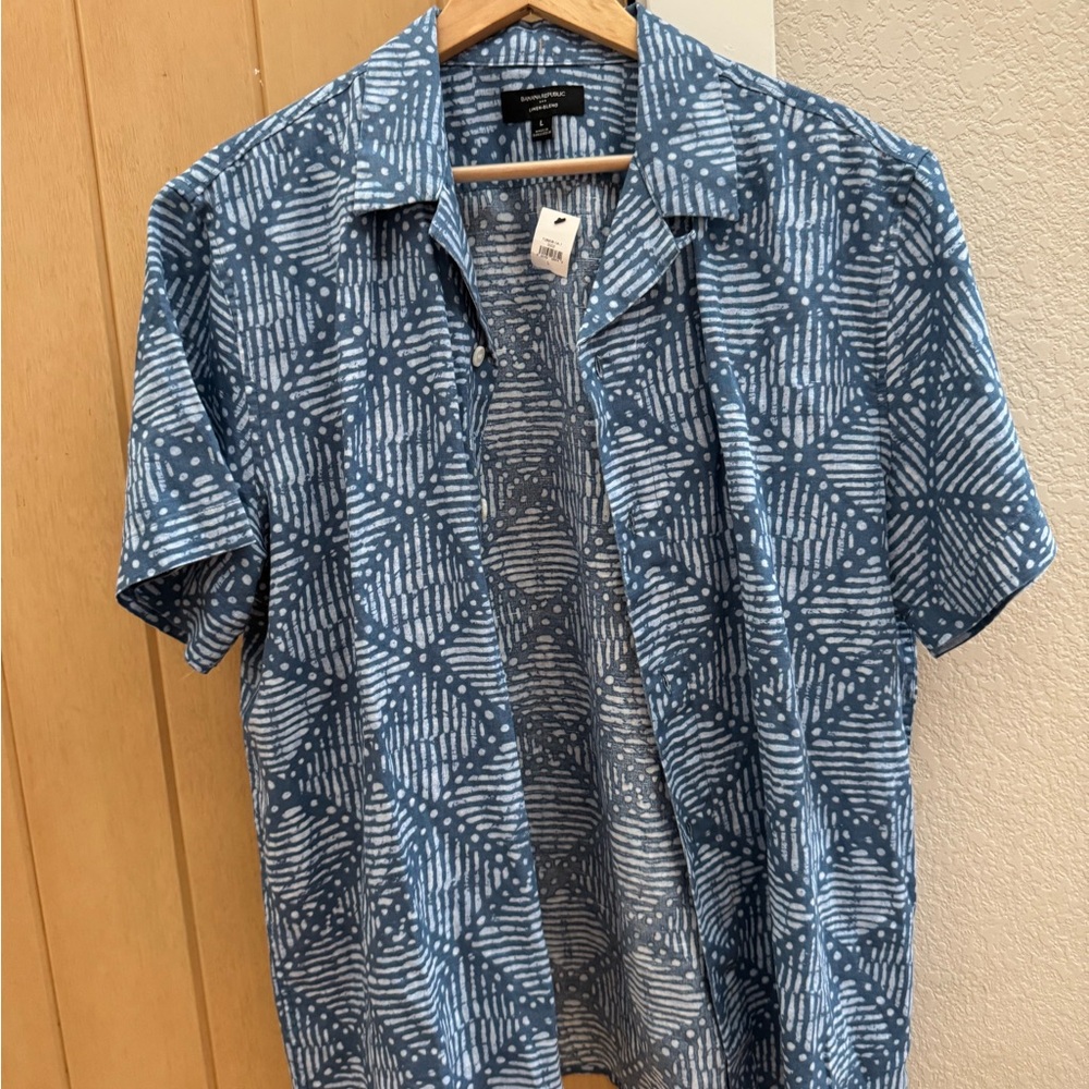 Banana Republic Factory Blue Geometric Shirt